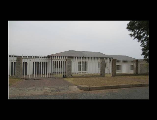 5 BEDROOM HOUSE FOR SALE IN MARAISBURG